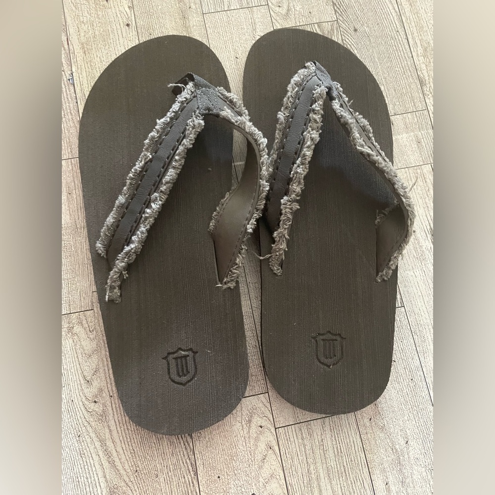 New Mens Wembley Heritage Fringed Sandals size 11